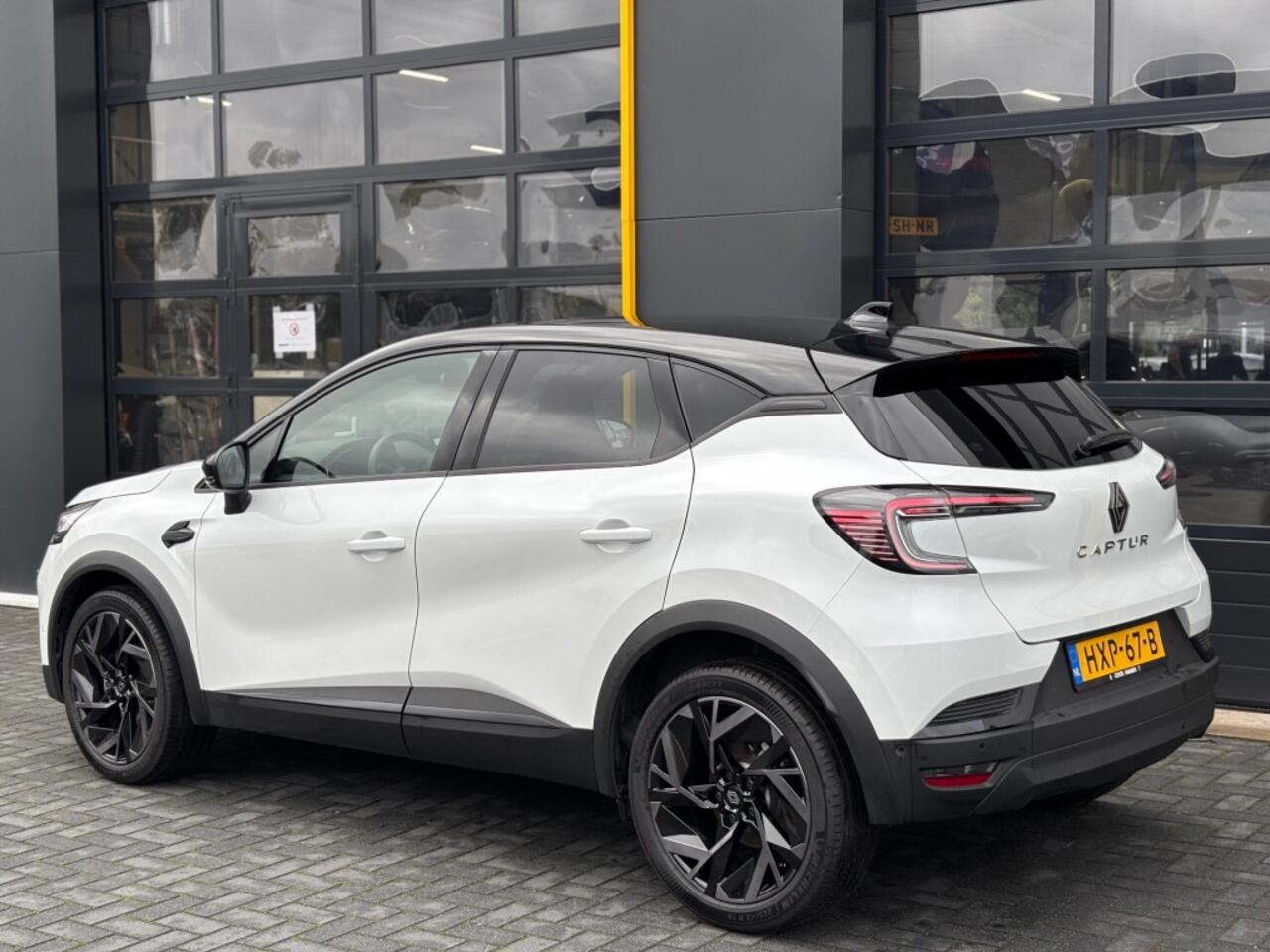 Renault CAPTUR 1.3 Mild Hybrid 160 EDC Automaat Techno Camera