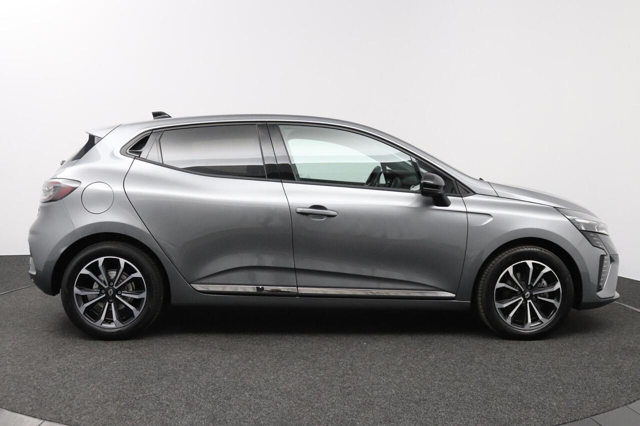 Renault CLIO 1.6 E-Tech Full Hybrid 145 techno
