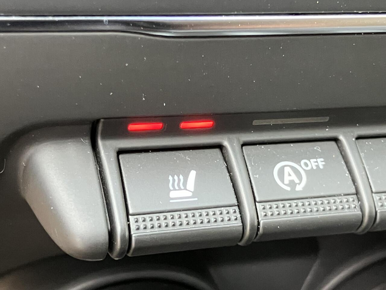 Renault CLIO 1.0 TCe 90 GPF Evolution * LM-Velgen, Parkeersensoren, Donker Glas, Stoelverwarming, Navigatie, Reservewiel, Cruise Control, Licht/Regensensor, Apple CarPlay/Android Auto