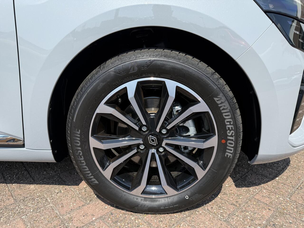 Renault CLIO 1.6 E-Tech Full Hybrid 145 techno | winterpakket | reservewiel | tijdelijk gratis Top Afleverpakket twv Eur 695