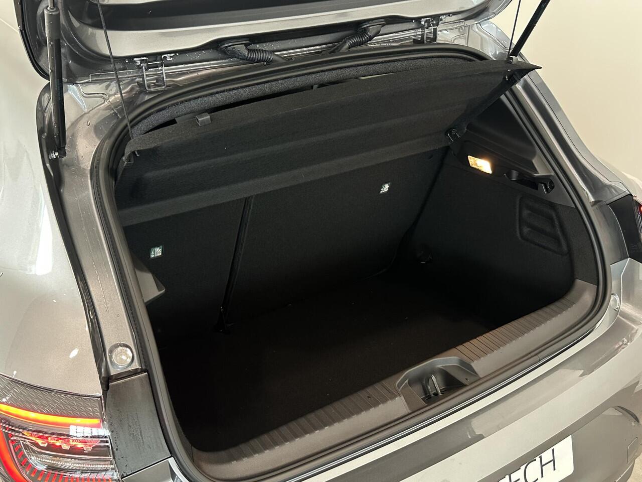 Renault CLIO 1.6 E-Tech Full Hybrid 145 Esprit Alpine | Pack Premium Sound BOSE | Van: ¤ 32.759,- nu rijklaar voor: ¤ 29.259,-