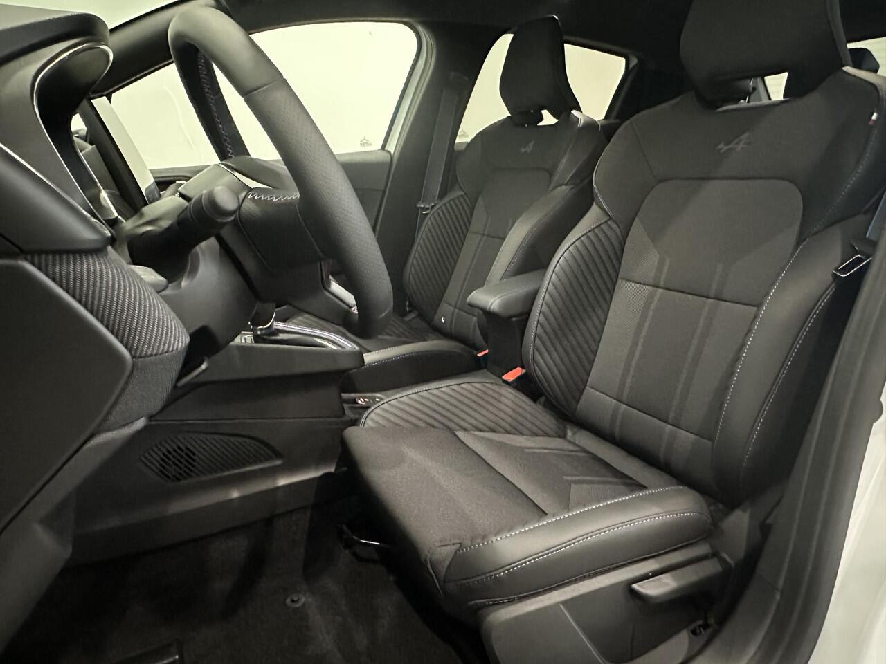 Renault CLIO 1.6 E-Tech Full Hybrid 145 Esprit Alpine | Pack Winter | Pack City Premium | Pack Premium Sound BOSE | Van: ¤ 33.259,- nu rijklaar voor: ¤ 29.759,-