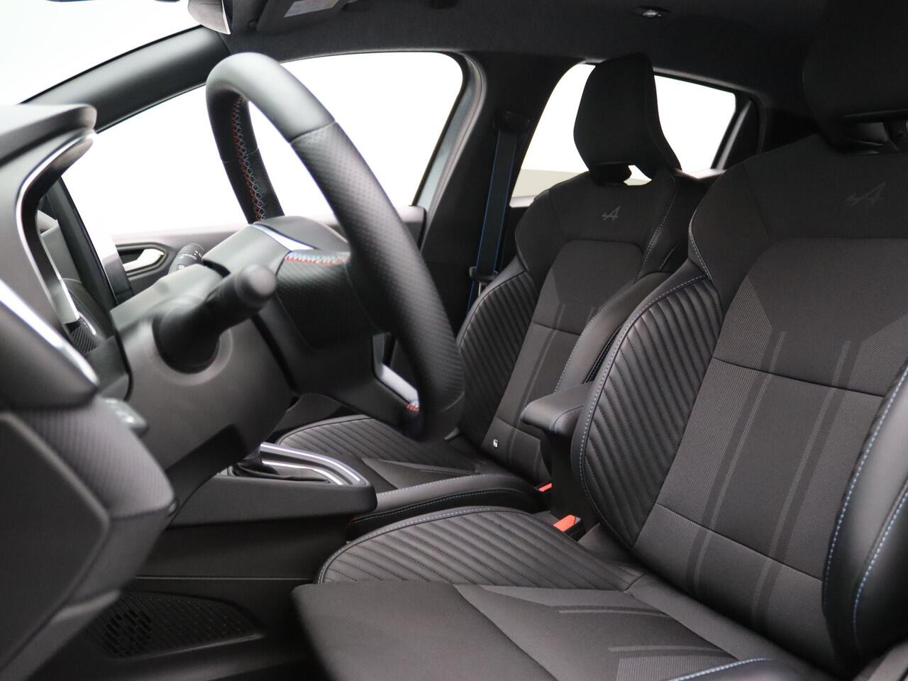 Renault CLIO 145pk E-Tech Full Hybrid esprit Alpine Automaat Camera | Adapt. Cruise | Navi | Parkeersens. v+a | Stoel-/stuurverw.