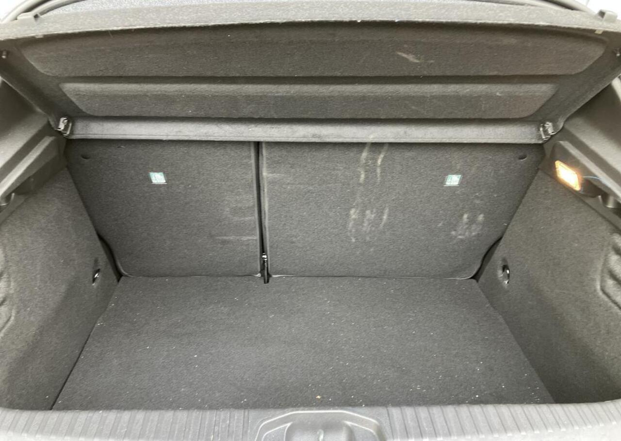 Renault CLIO 1.6 E-Tech Full Hybrid 145 techno - Demo