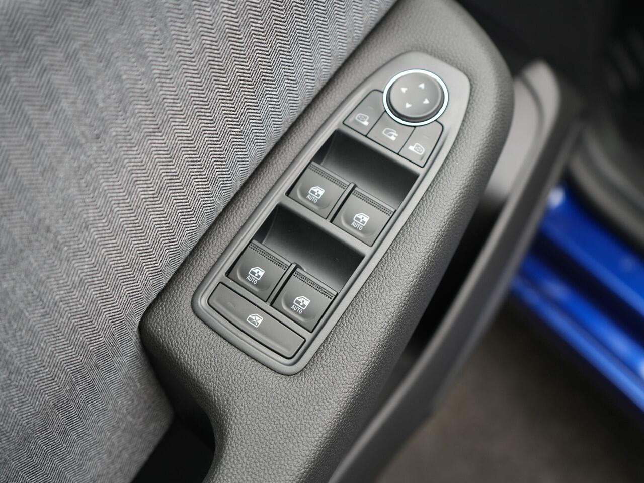 Renault CLIO 1.6 E-Tech Full Hybrid 145 techno Pack Look - Pack Navigation -