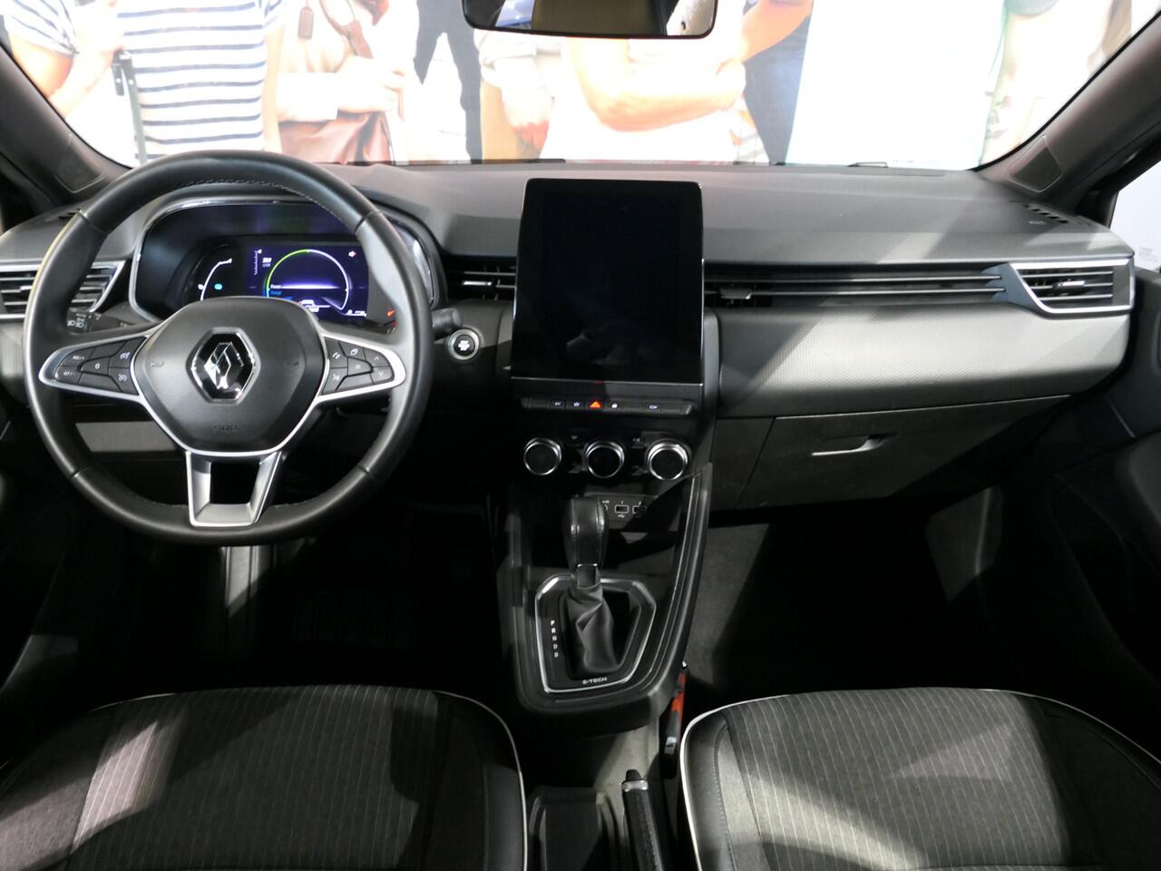 Renault CLIO 1.6 E-Tech Hybrid 140 Intens - Occasion Lease vanaf ¤429 p/m - Dealer onderhouden - Rondomzicht camera - Sensor v+a - Navi