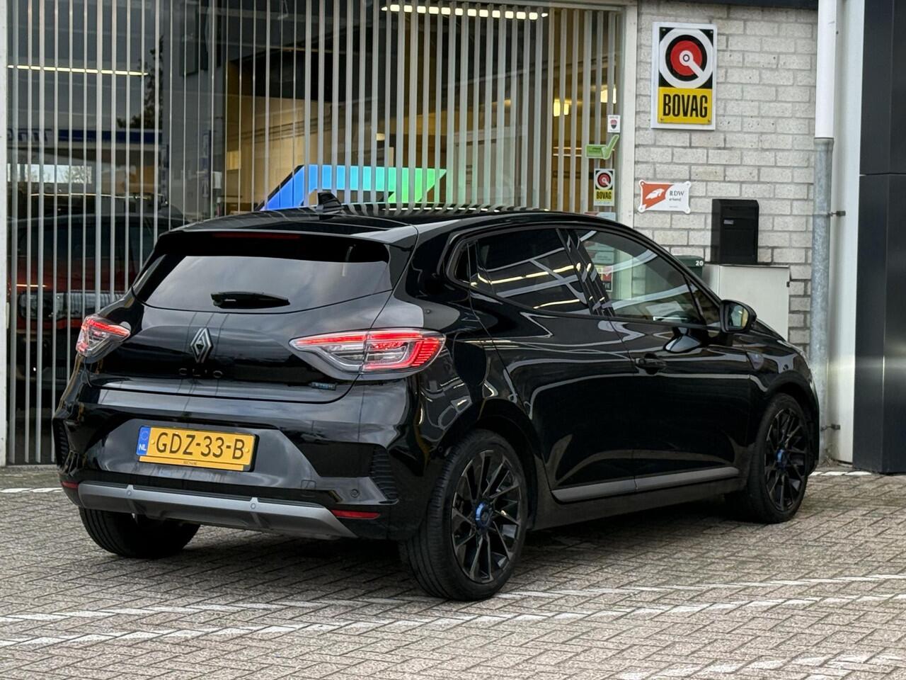 Renault CLIO 1.6 E-Tech Full Hybrid 145 esprit Alpine | NAP | Bose Audio | 360 graden camera | Cruise adaptief | DAB | Climate Control |