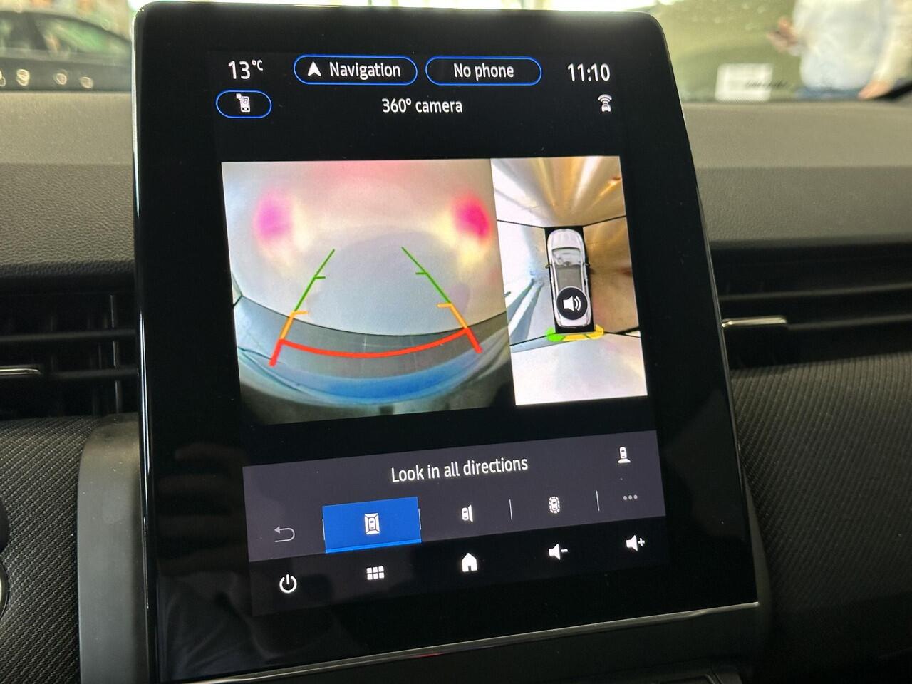 Renault CLIO 1.6 E-Tech Full Hybrid 145 esprit Alpine AUTOMAAT | RONDOMZICHTCAMERA | BOSE AUDIOSYSTEEM | ADAPTIVE CRUISECONTROL | APPLE CARPLAY/ANDROID AUTO