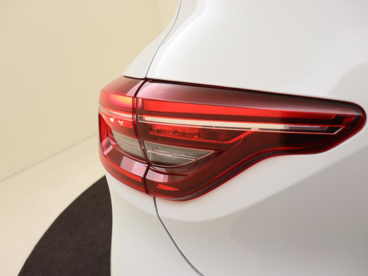 Renault CLIO 1.0 TCe Zen | 1e Eigenaar / LM Velgen / Airco / Led verlichting