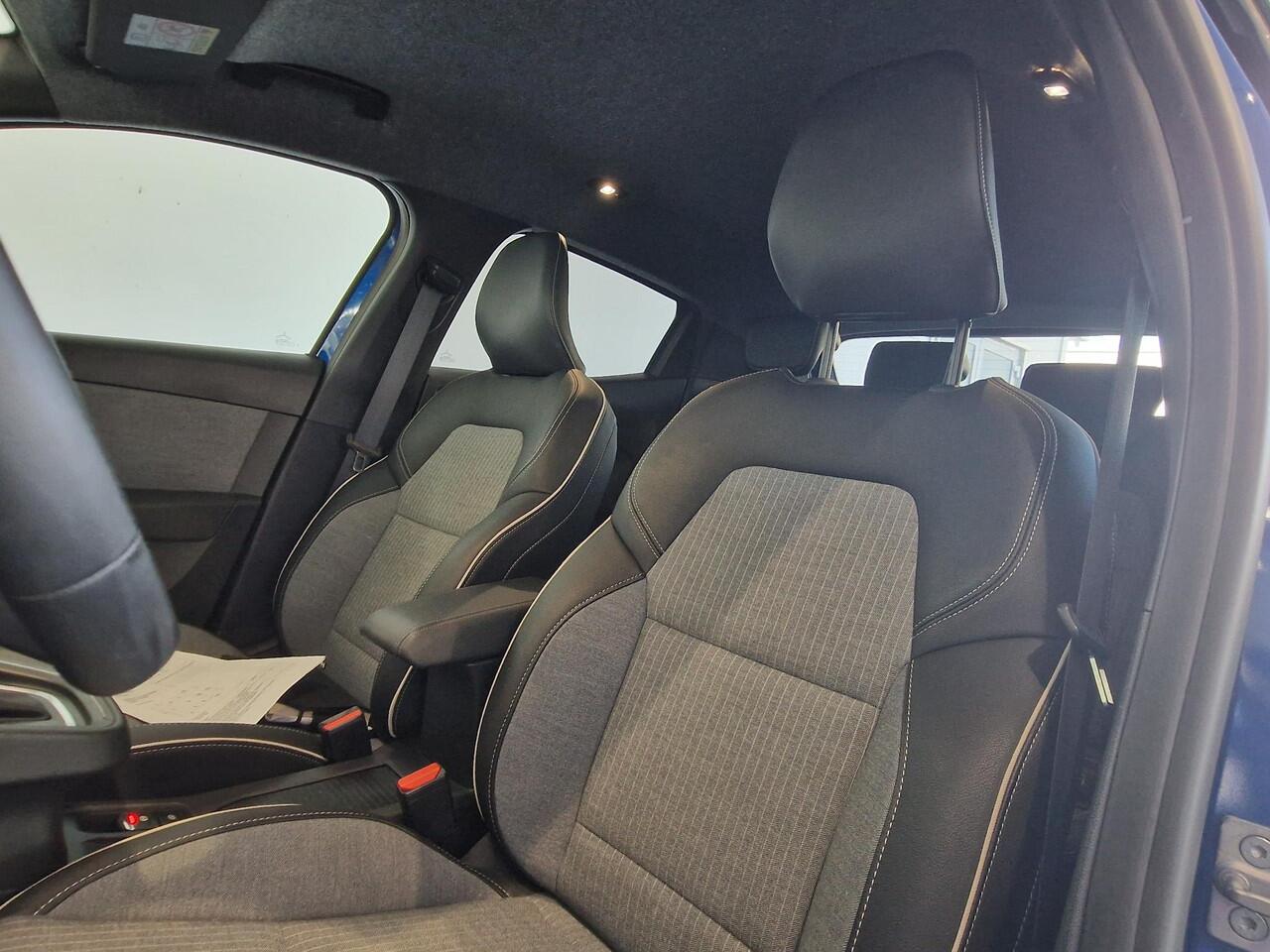 Renault CLIO 1.6 E-Tech Full Hybrid 145 techno | 360° CAMERA | APPLE CARPLAY & ANDROID AUTO | CLIMATE CONTROL |