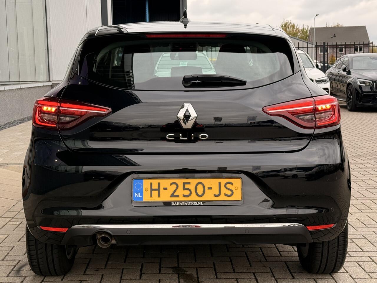 Renault CLIO 1.3 TCe Intens | Led | DAB | Achteruitrijcamera | ACC | Apple Carplay |