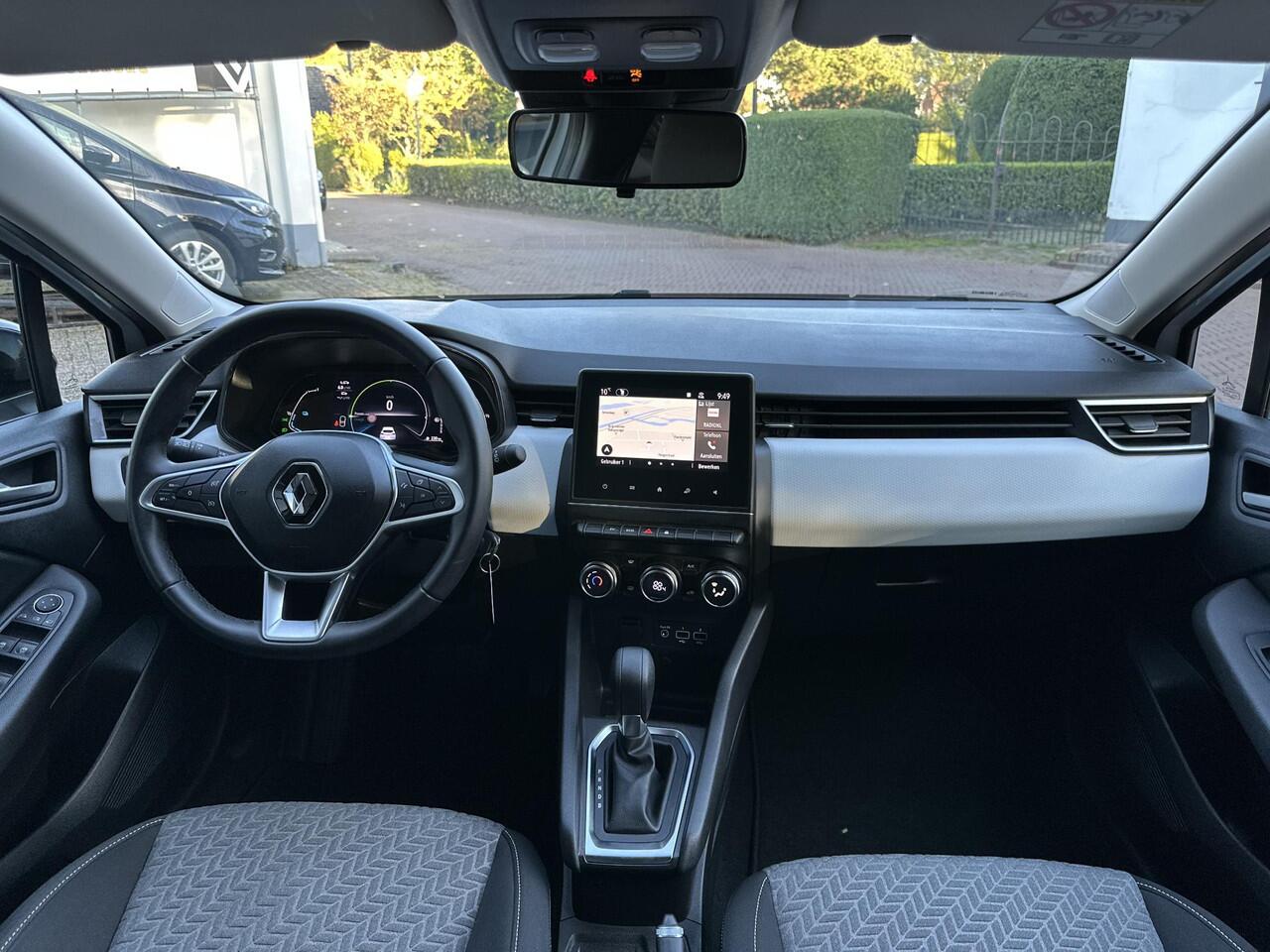 Renault CLIO V 1.6 E-Tech Hybrid 145 Evolution | Camera achter | Navigatiesysteem | volledig hybride aandrijving | 145 pk! | Lage kilometerstand |
