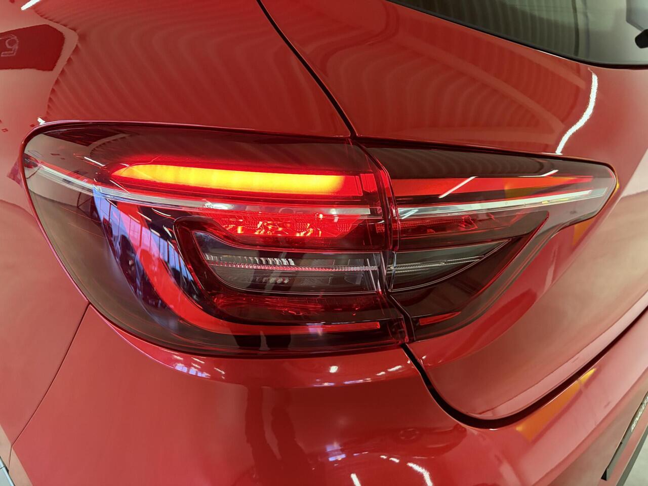 Renault CLIO 1.0 TCe Bi-Fuel Zen APPLE CARPLAY ANDROID AUTO / CRUISE CONTROLE / AIRCO / PARKEERSENSOREN.