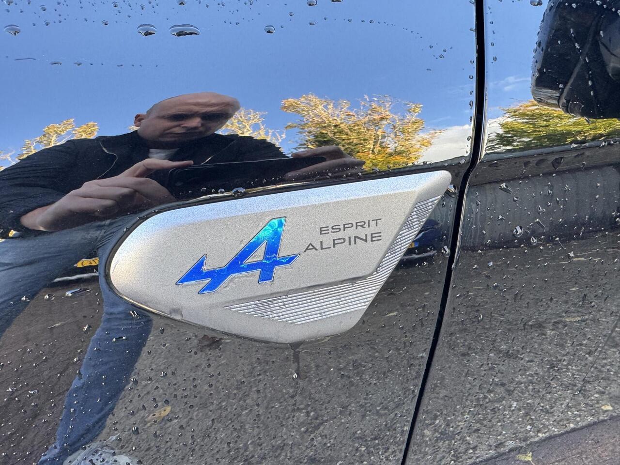 Renault CLIO 1.6 E-Tech Full Hybrid 145 esprit Alpine 10.702KM!