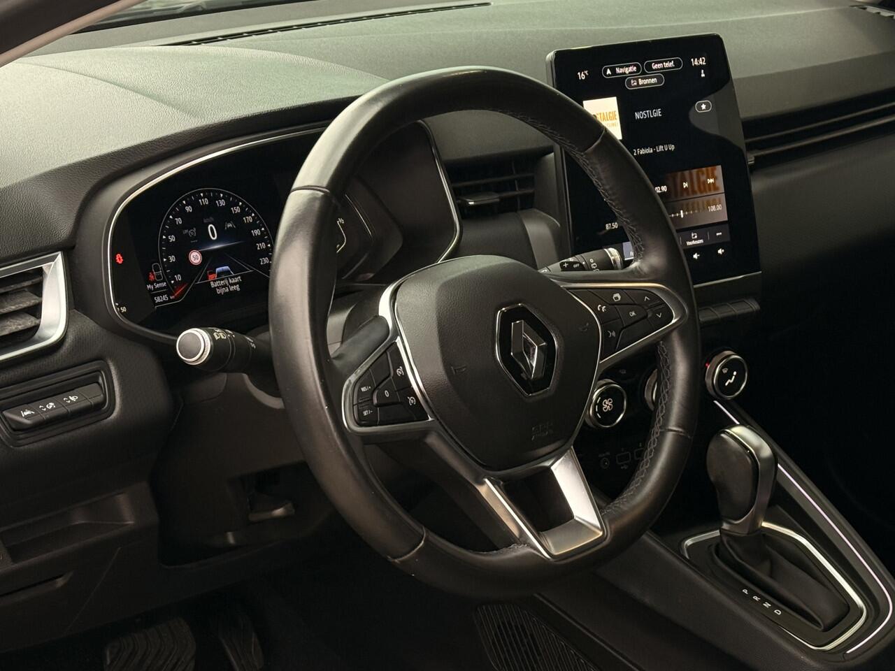 Renault CLIO 1.3 TCe Intens | Led | DAB | Achteruitrijcamera | ACC | Apple Carplay |