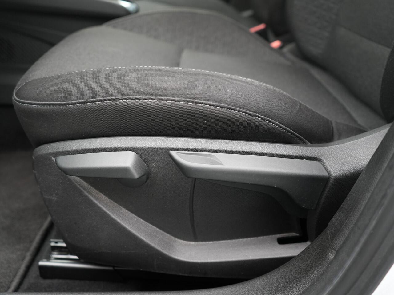 Renault CLIO TCe 100 Bi-Fuel Zen - RIJKLAARPRIJS - LPG - Apple Carplay - Android Auto