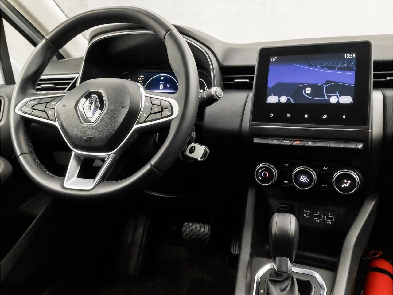 Renault CLIO 1.6 E-Tech Hybrid 140 Sport 140Pk Automaat (VIRTUAL COCKPIT, APPLE CARPLAY, GROOT NAVI, CLIMATE, SPORTSTOELEN, LM VELGEN, PARKEERSENSOREN, CRUISE, NIEUWSTAAT)