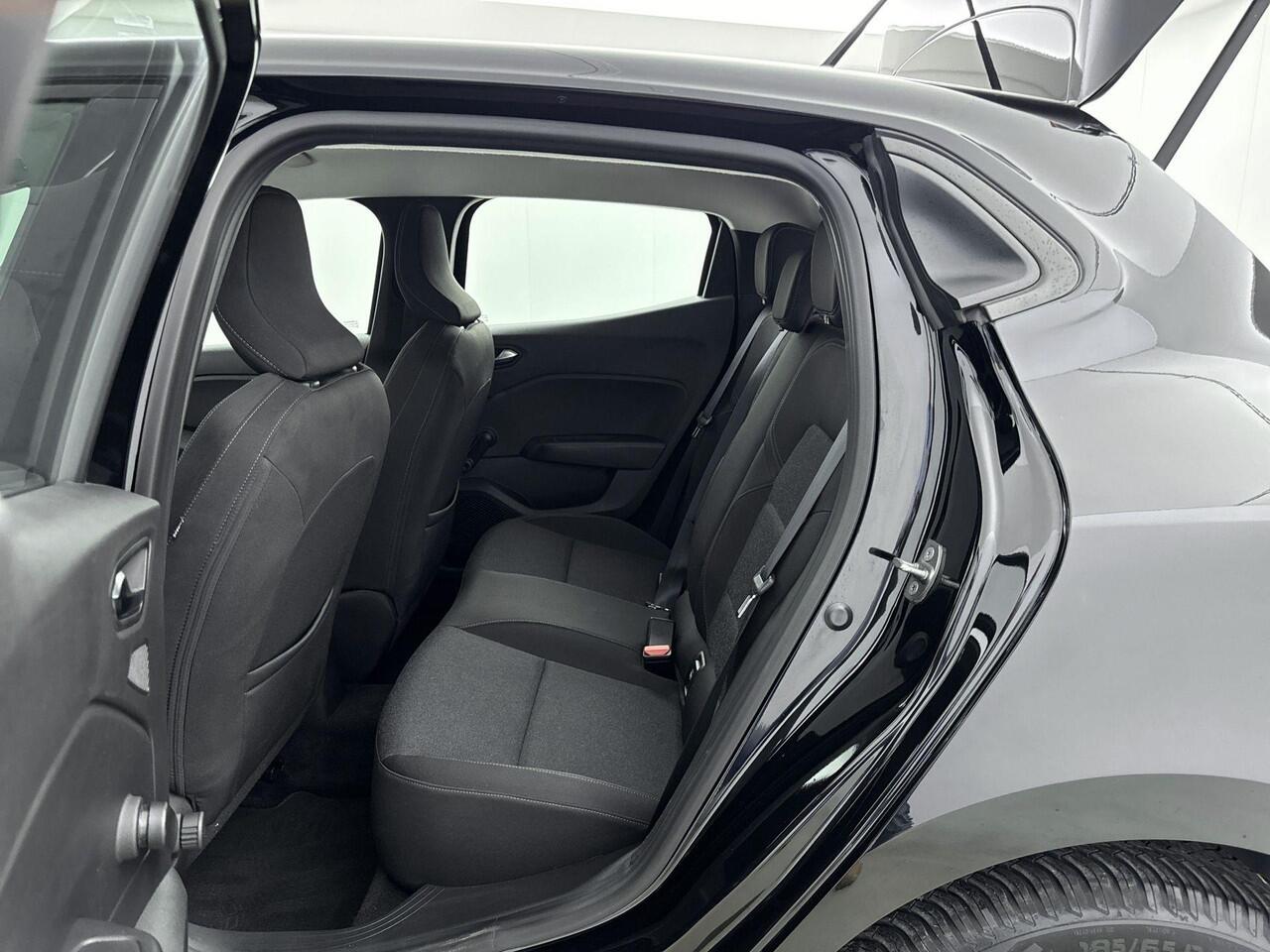 Renault CLIO 1.0 TCe 90Pk Equilibre | Navigatie | Airco | Bleutooth |Cruise Control | Apple Carplay/Android Auto | Dab Radio | Bestuurdersstoel in Hoogte Verstelbaar | Centrale Deurvergrendeling met Afstandsbediening |