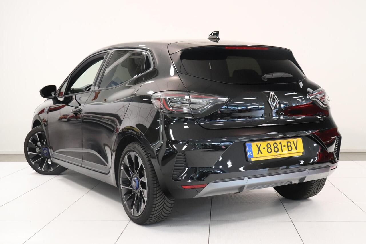 Renault CLIO 1.6 E-Tech Full Hybrid 145 esprit Alpine | Camera | Adaptieve cruise control | Navigatie | Sportstoelen | All season banden | LED koplampen |