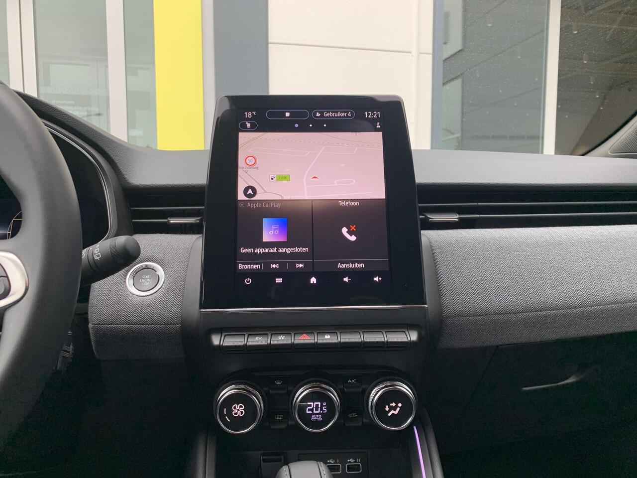 Renault CLIO 1.6 E-Tech Full Hybrid 145 techno | Pack Navigation | Pack Look |