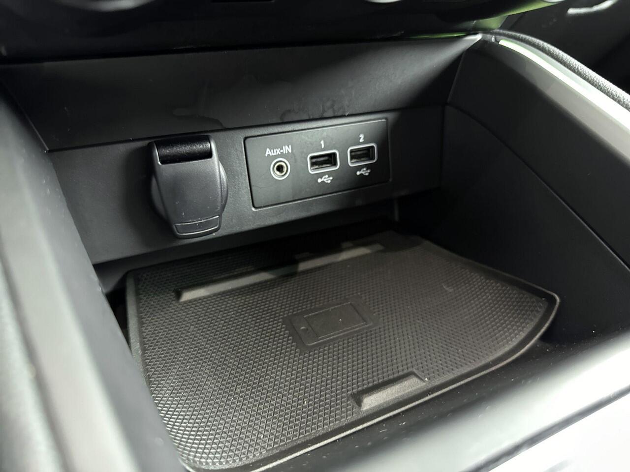 Renault CLIO 1.3 TCe Intens 130PK | Automaat | Lichtmetalen Velgen 17" | Achteruitrijcamera | Apple CarPlay & Android Auto