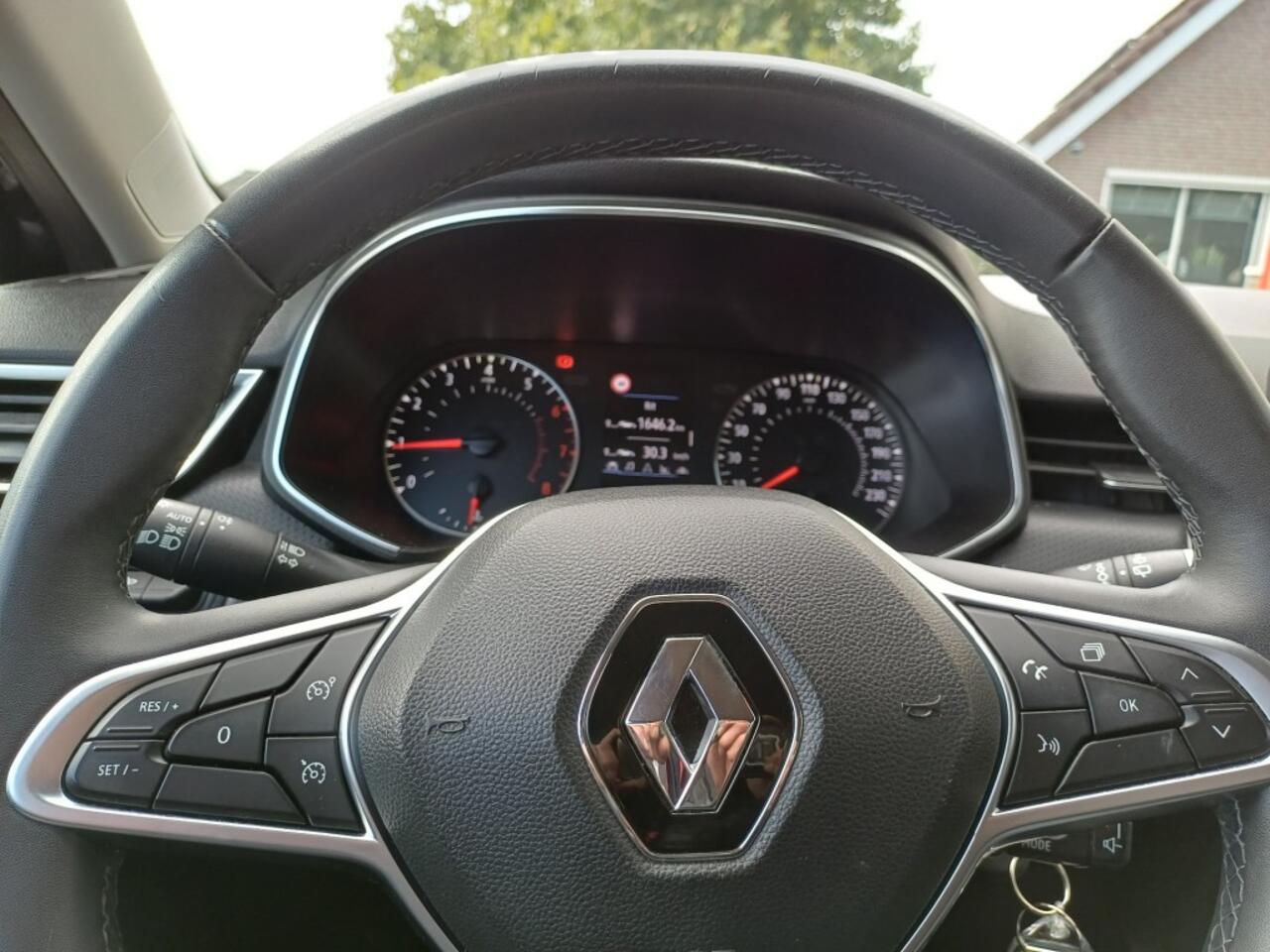 Renault CLIO 1,0 Tce Zen Navi Aplle Carplay PDC LDWS