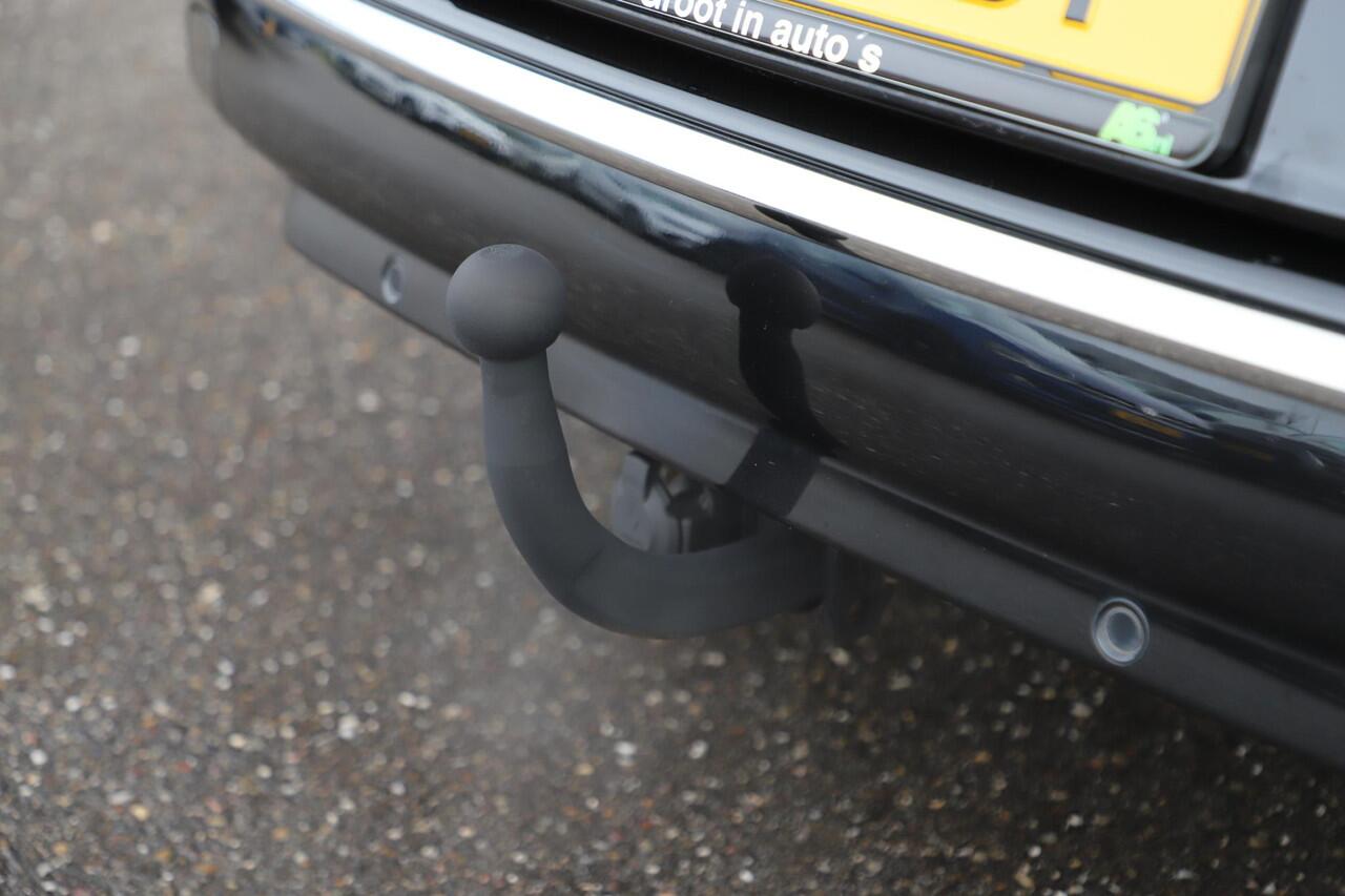 Renault CLIO Estate 0.9 TCe Limited Trekhaak Carplay Android Navigatie Airco Cruise Parkeersensor