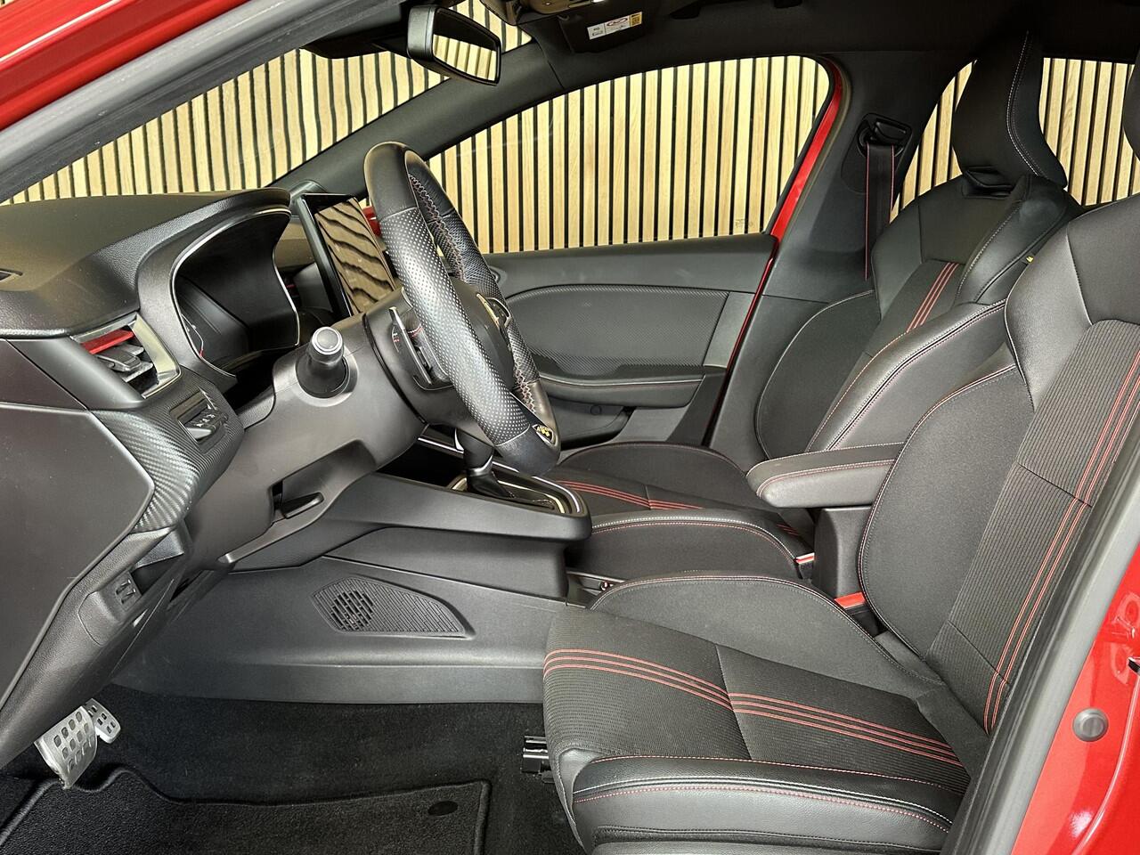 Renault CLIO 1.3 TCe R.S. Line Stoelverwarming | 360 camera | Trekhaak