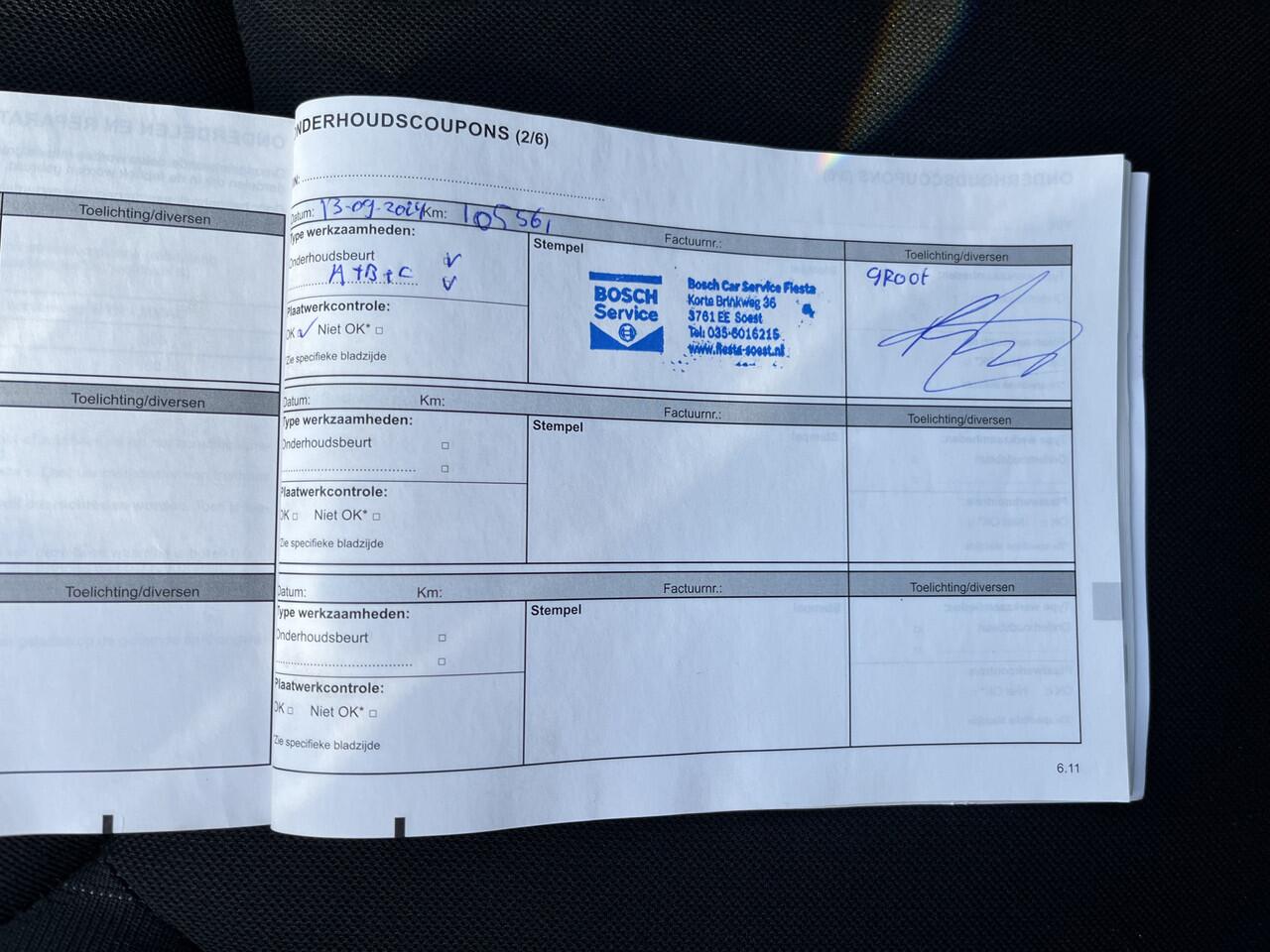 Renault CLIO Estate 0.9 TCe Limited / Keyless / Airco / PDC Achter / Cruise / Applecarplay - Androidauto / DAB /