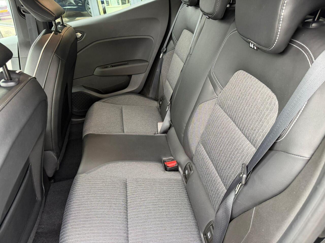 Renault CLIO TCe 90 Techno | Navigatiesysteem | 1e eigenaar | NL-Auto |