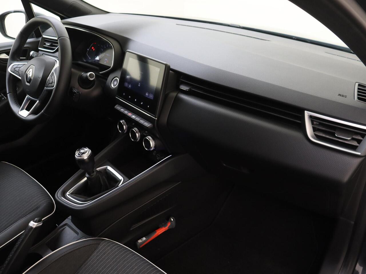 Renault CLIO 1.0 TCe Intens | Navigatie | Cruise & Climate Control | Achteruitrijcamera | PDC voor & Achter