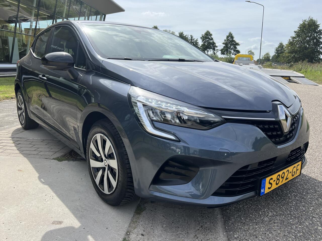 Renault CLIO 1.0 TCe 90 Equilibre / Airco / Parkeersensor Achter / Applecarplay - Androidauto / 6 Bak /