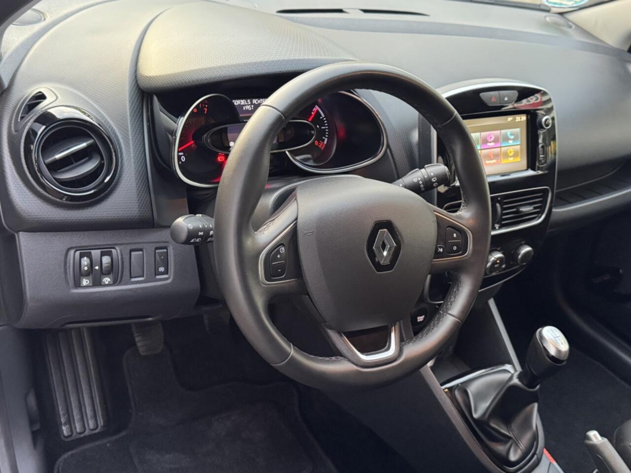 Renault CLIO 0.9 TCe Limited