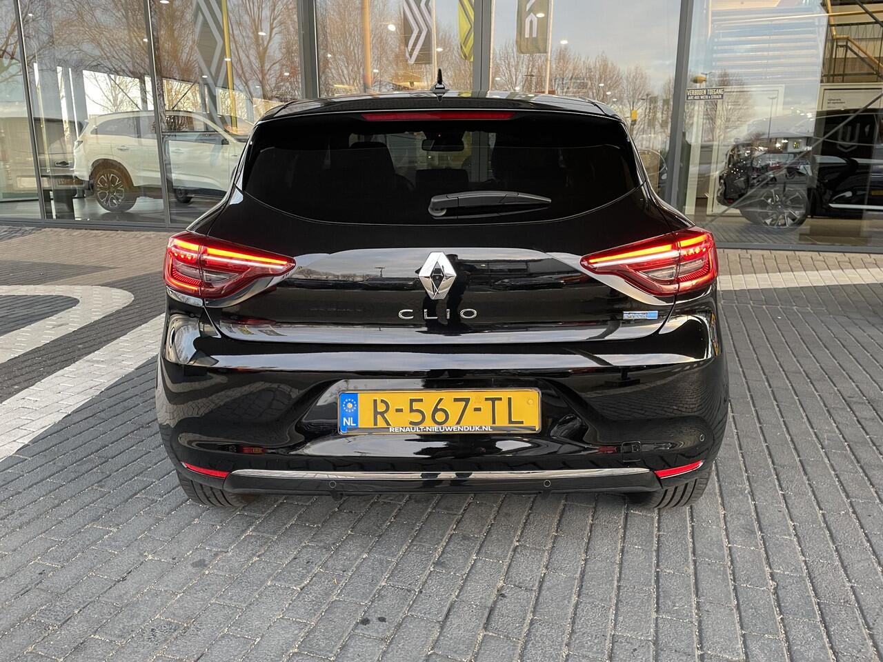 Renault CLIO 1.6 E-Tech Hybrid 145 Techno AUTOMAAT / NAVIGATIE incl. APPLE & ANDROID CARPLAY / CLIMATE CONTROL / PARKEERSENSOREN EN CAMERA / KEYLESS ENTRY