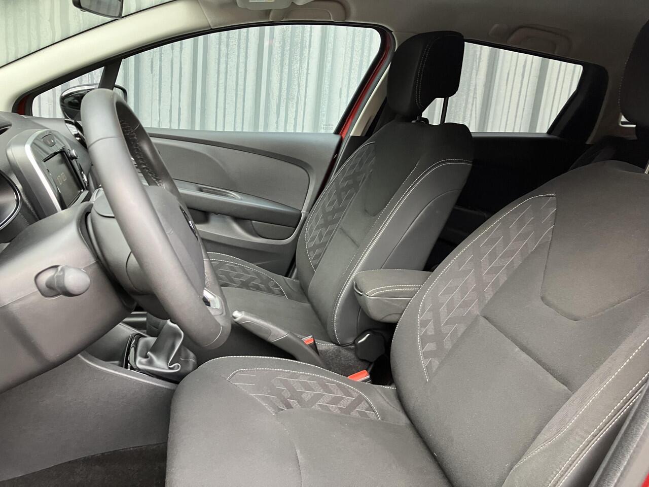 Renault CLIO Estate TCe 90 Limited