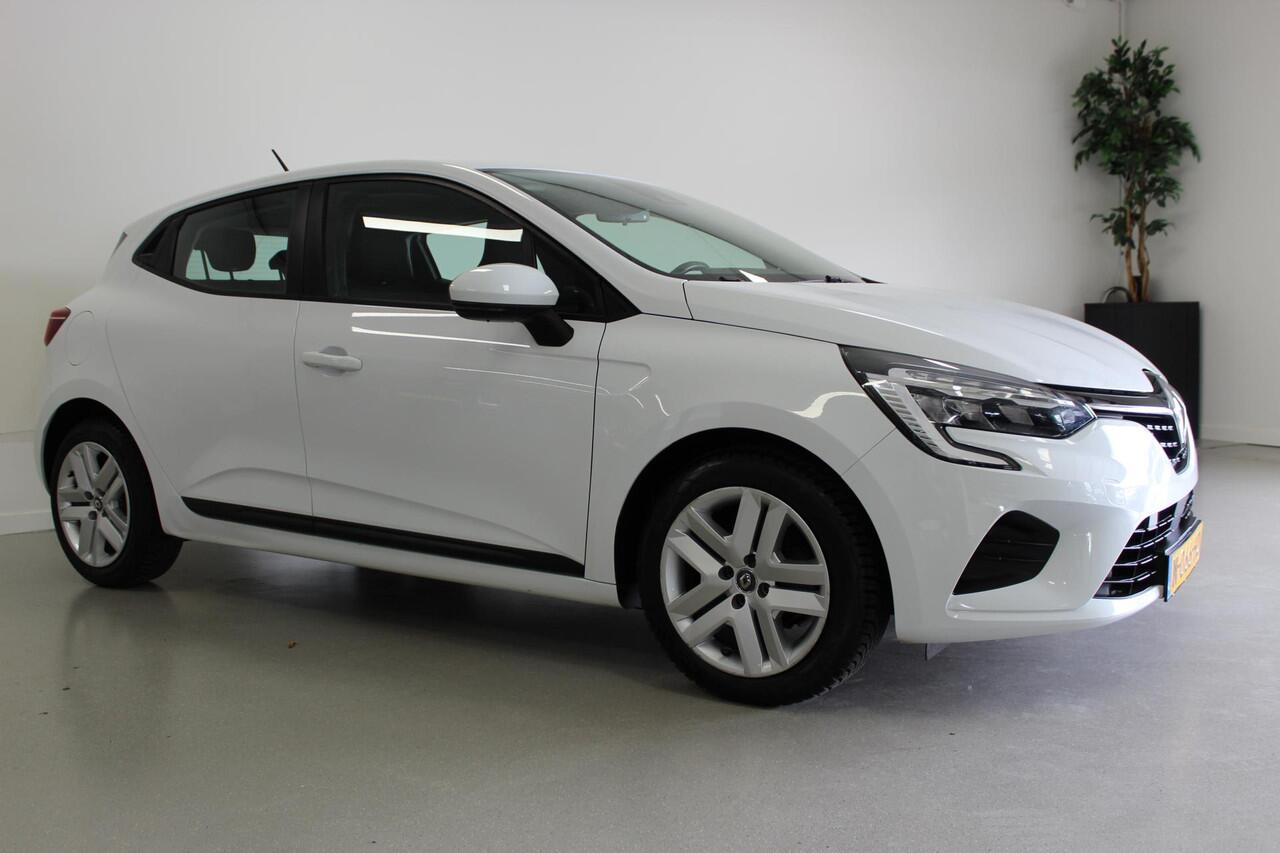 Renault CLIO 1.0 TCe Business Zen | PDC-A | CRUISE | DAB-RADIO | AIRCO | LANE-ASSIST | NAVIGATIE | CARPLAY |