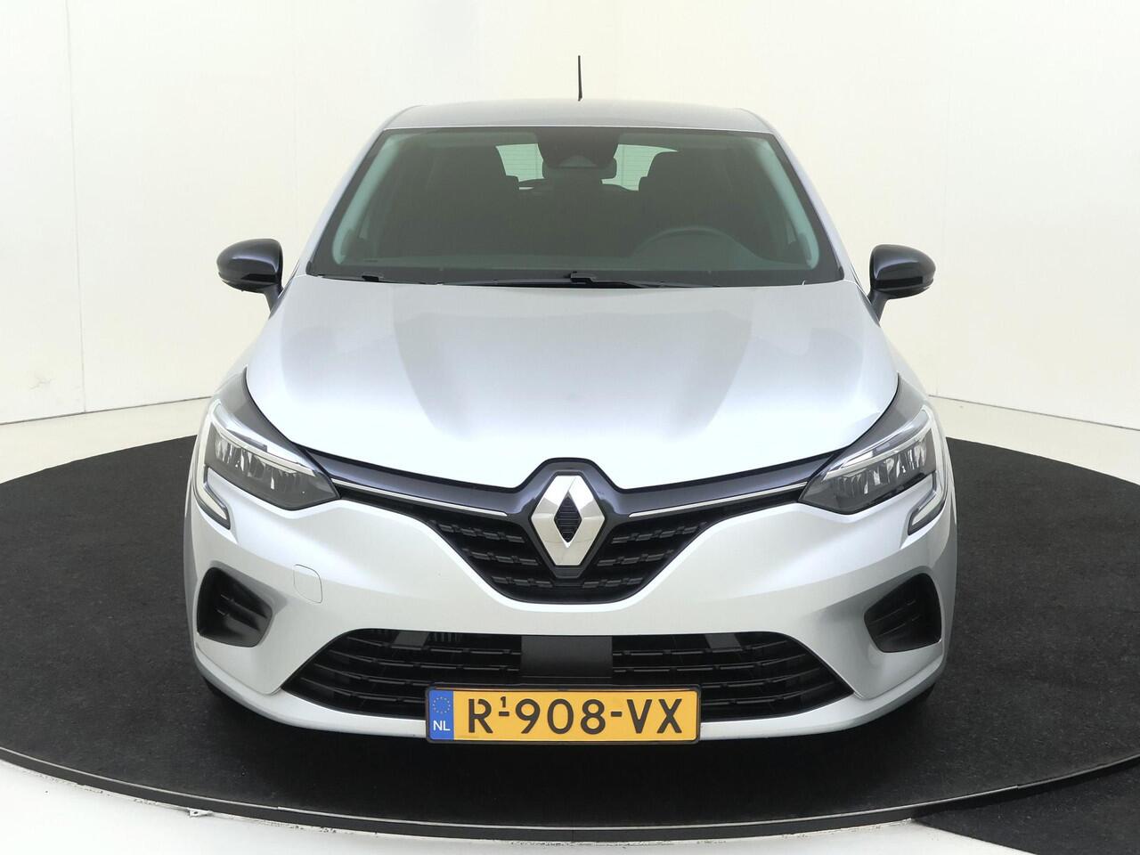 Renault CLIO 1.0 TCe 90PK Equilibre | All-Seasonbanden | Full-Map Navigatie | PDC Achter | Licht- & Regensensor | LED-Verlichting | Cruise Control & Snelheidsbegrenzer | Apple Carplay & Android Auto | Lane Assist