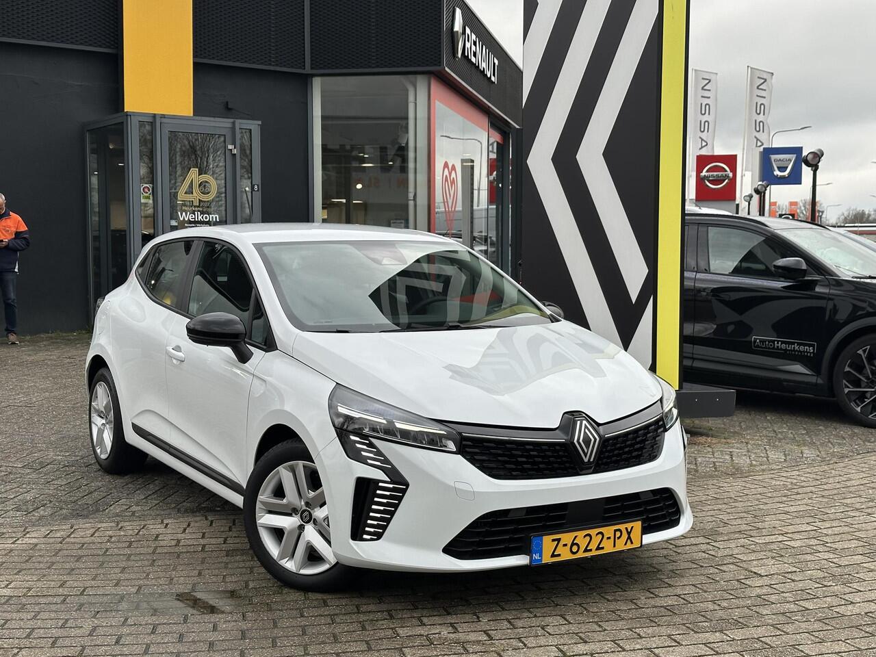 Renault CLIO TCe 90 Evolution | Origineel NL l EX-DEMO | BTW-Auto | Apple Carplay & Android Auto |
