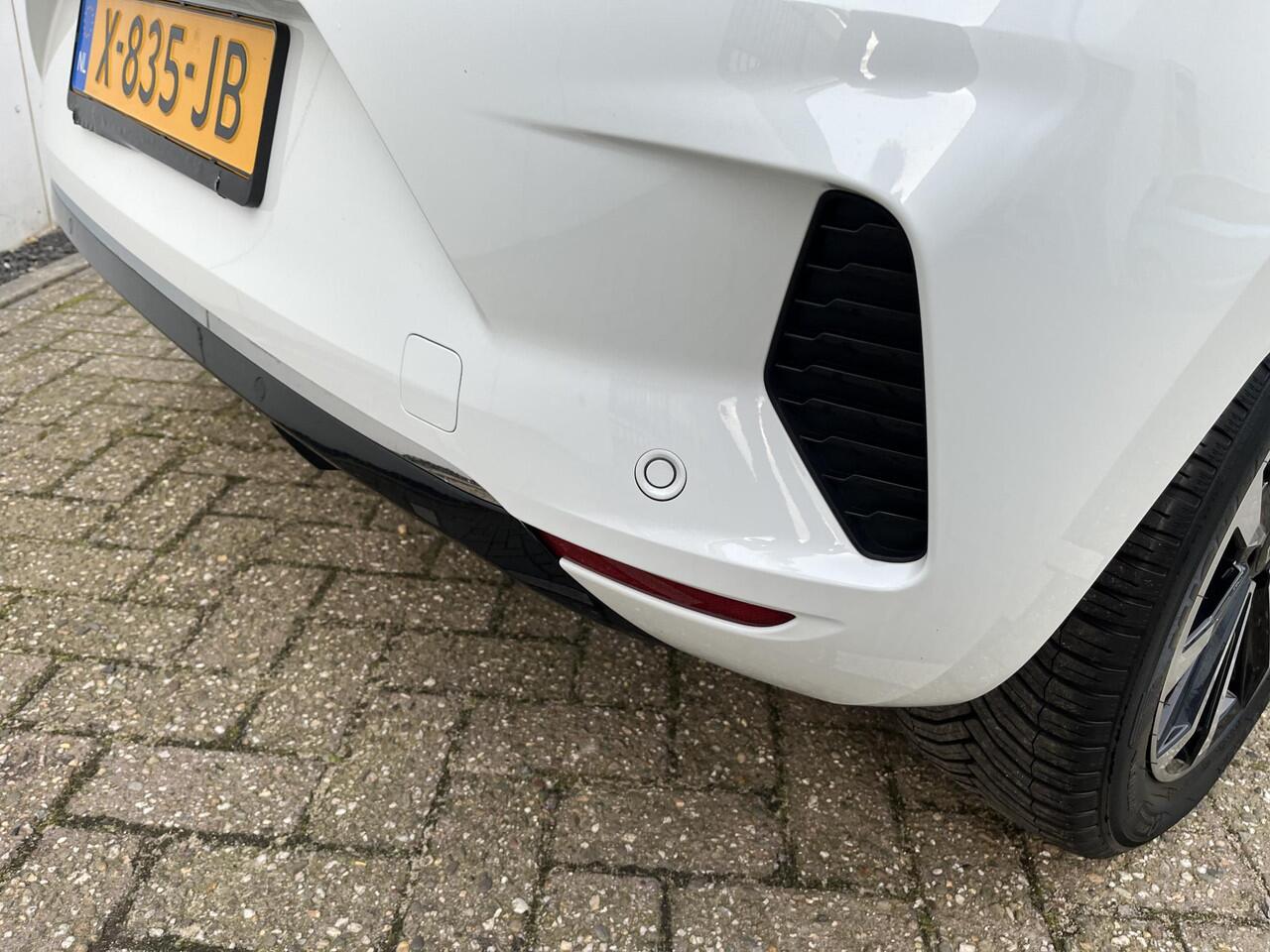 Renault CLIO 1.6 E-Tech Full Hybrid 145 techno / AUTOMAAT / CAMERA / PARKEERSENSOREN / LICHTMETALEN VELGEN / CLIMATE CONTROL