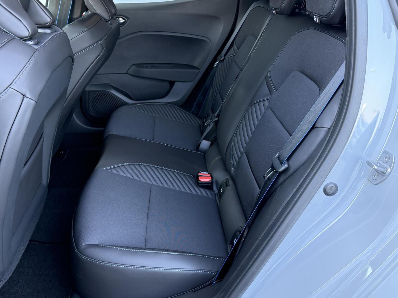 Renault CLIO 1.0 TCe 90 GPF esprit Alpine (Gris Rafale) 360° Camera | Pack Winter | Bose Audio