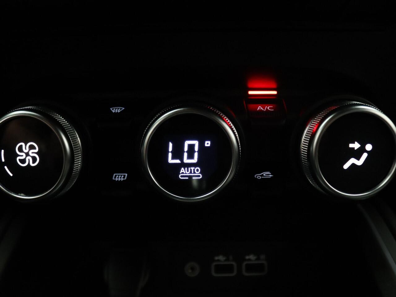 Renault CLIO 145pk E-Tech Full Hybrid techno Automaat Camera | Cruise | Navi | Parkeersens. achter