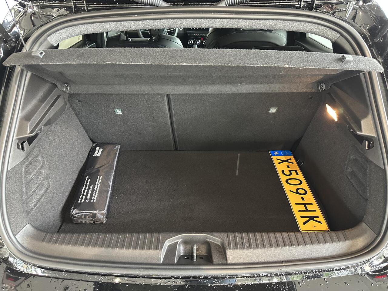 Renault CLIO 1.6 E-Tech Full Hybrid 145 esprit Alpine 360° CAMERA | ADAPTIEVE CRUISE CONTROL | NAVIGATIE |