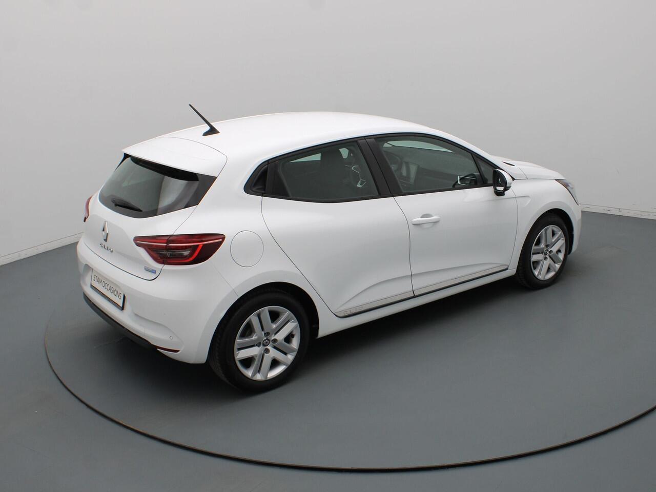 Renault CLIO 1.6 E-Tech Hybrid 140 Zen Airco | Cruise | Carplay | Parkeersens. achter