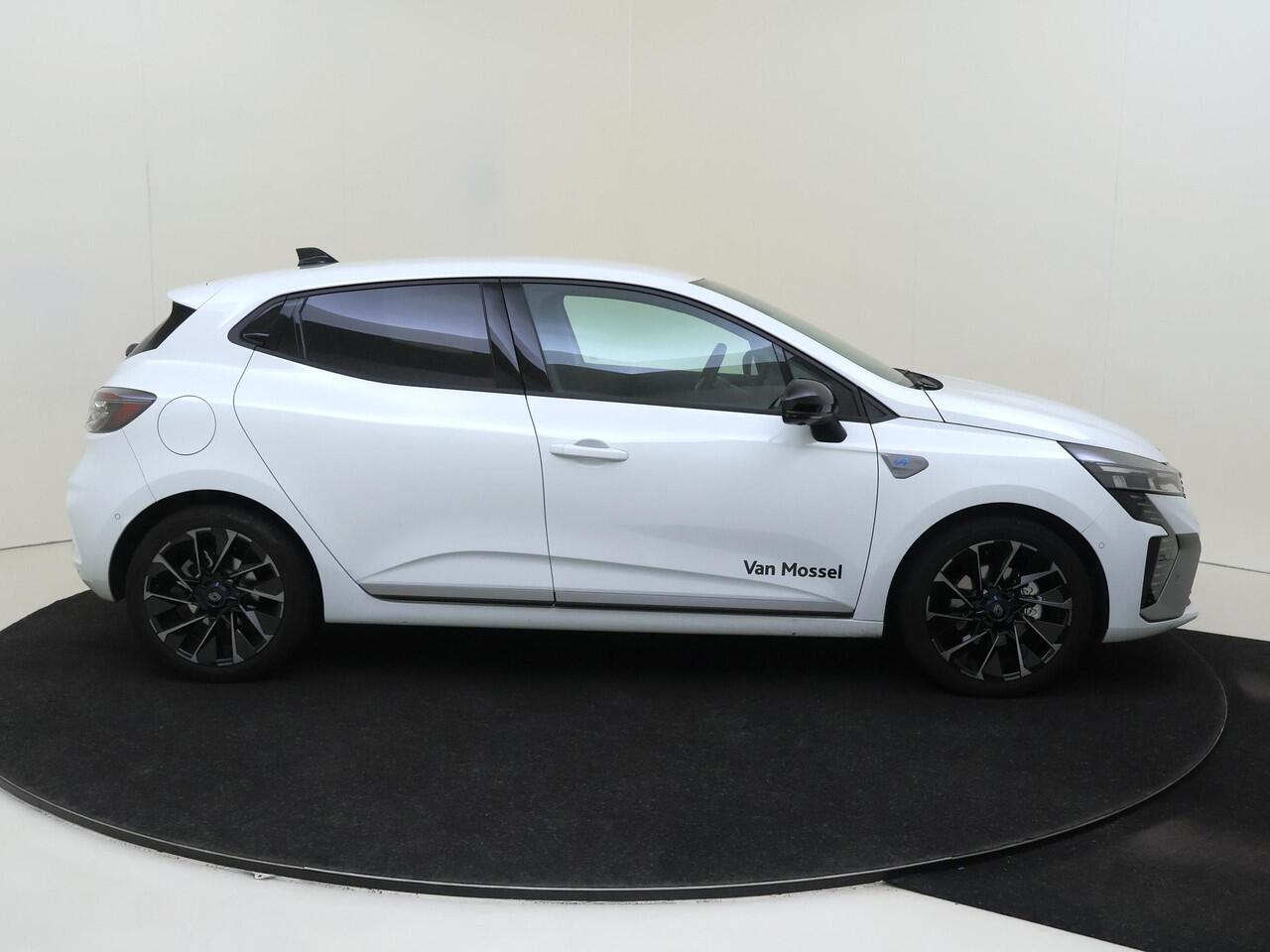 Renault CLIO 1.6 E-Tech Full Hybrid 145 PK esprit Alpine | Pack Premium Sound BOSE | Pack Winter | Pack City Premium | Lichtemaal 17 inch