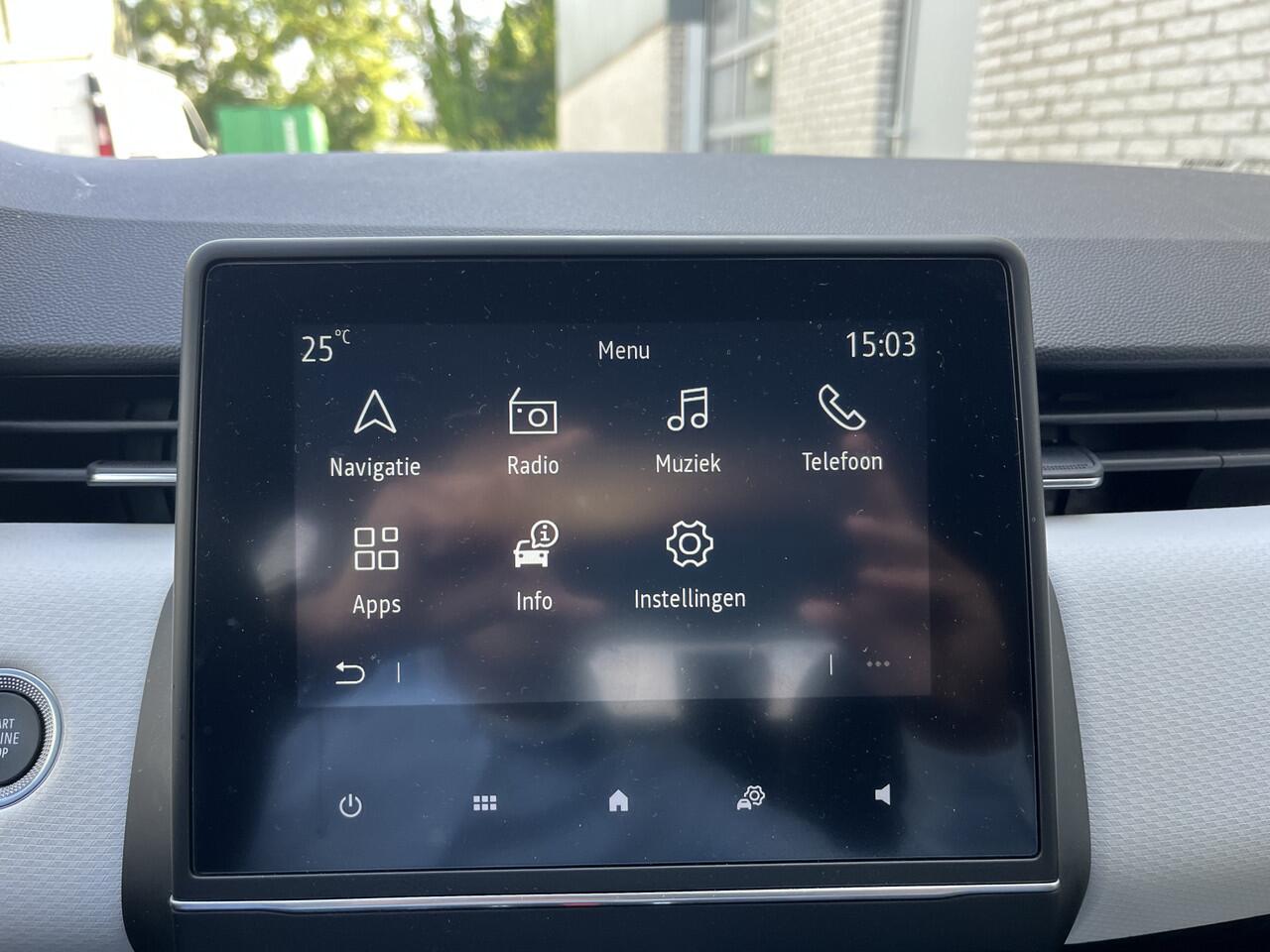 Renault CLIO 1.6 E-Tech Hybrid 145 Techno | hybride | automaat | navigatie | incl. Bovag rijklaarpakket met 12 maanden garantie |