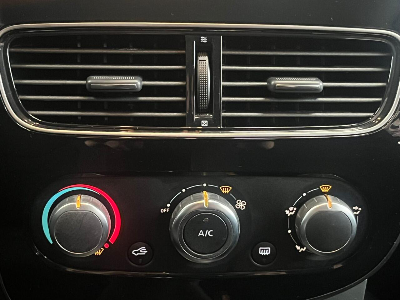 Renault CLIO 0.9 TCe Limited