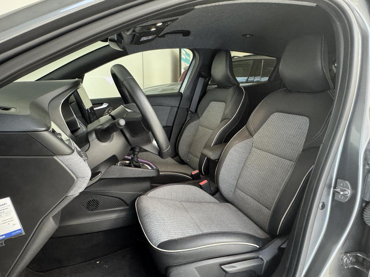 Renault CLIO 1.0 TCe 90 GPF Techno | 360° Camera | All-Season banden | Navigatie | Apple CarPlay / Android Auto |