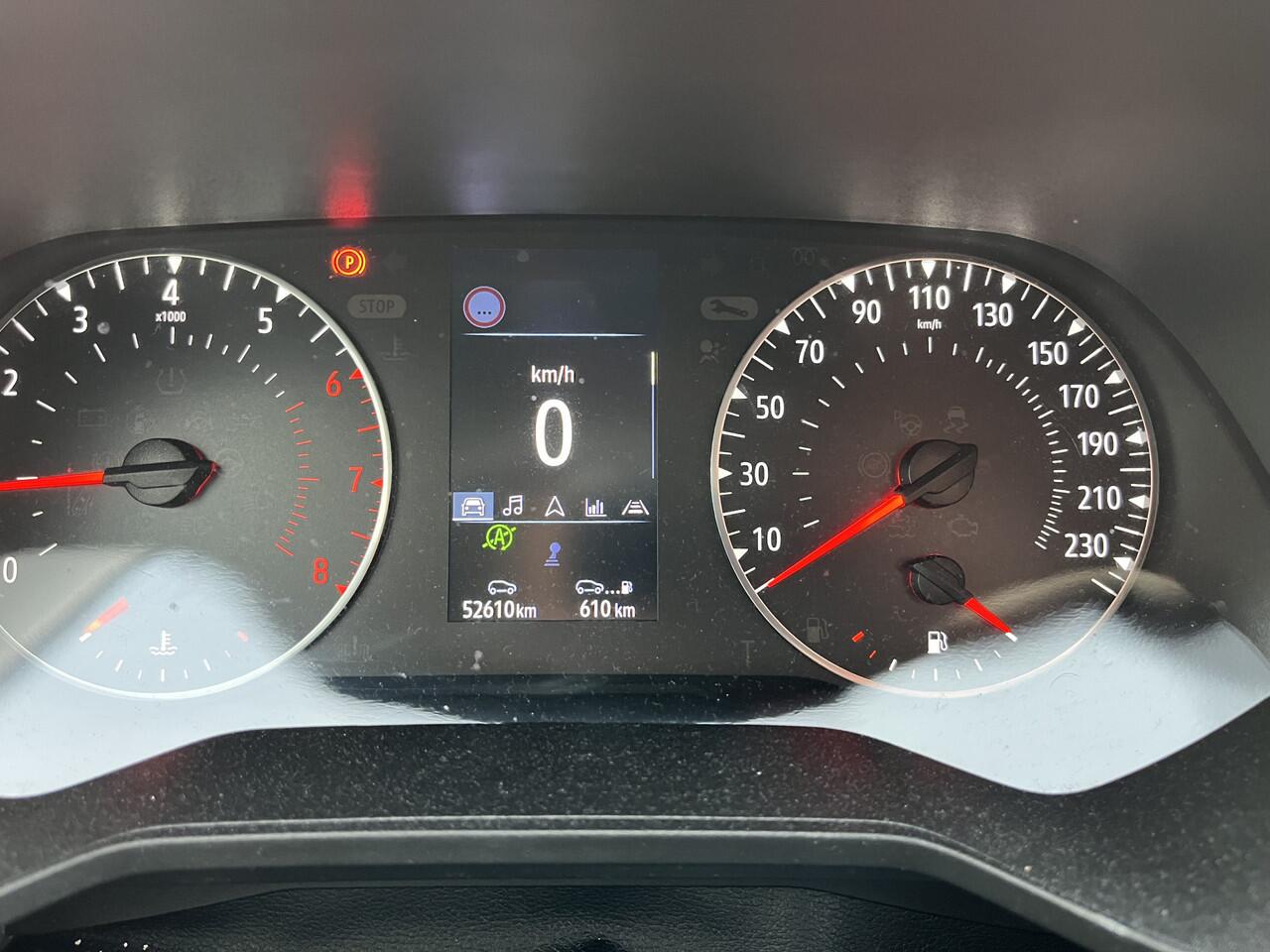 Renault CLIO 1.0 TCe 90 Equilibre 50% deal 6.875,- ACTIE Navi / Airco / Cruise / Carplay