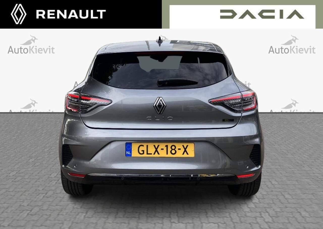 Renault CLIO 1.6 E-Tech Full Hybrid 145 techno - Demo