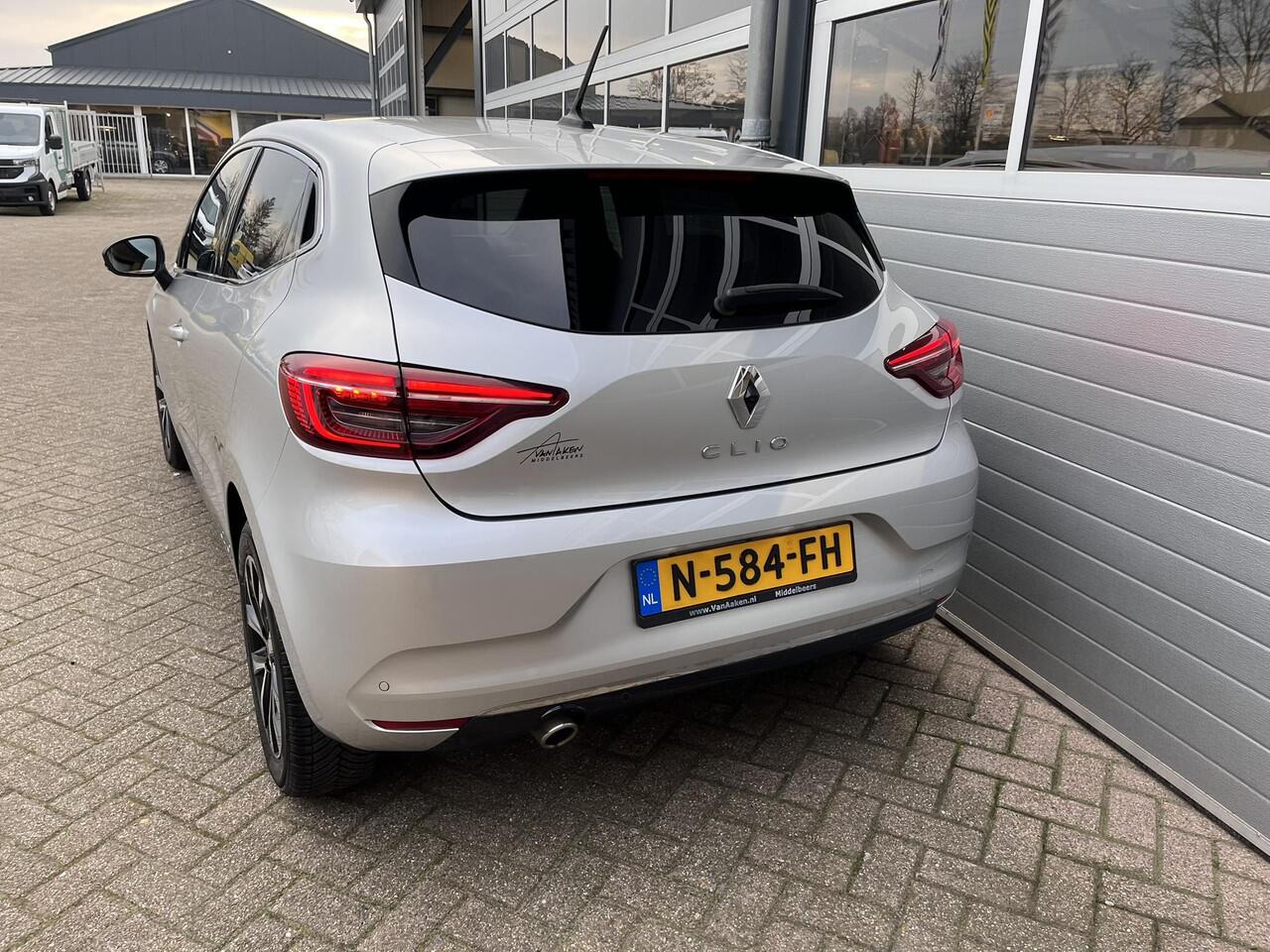 Renault CLIO 1.0 TCe 100 Intens